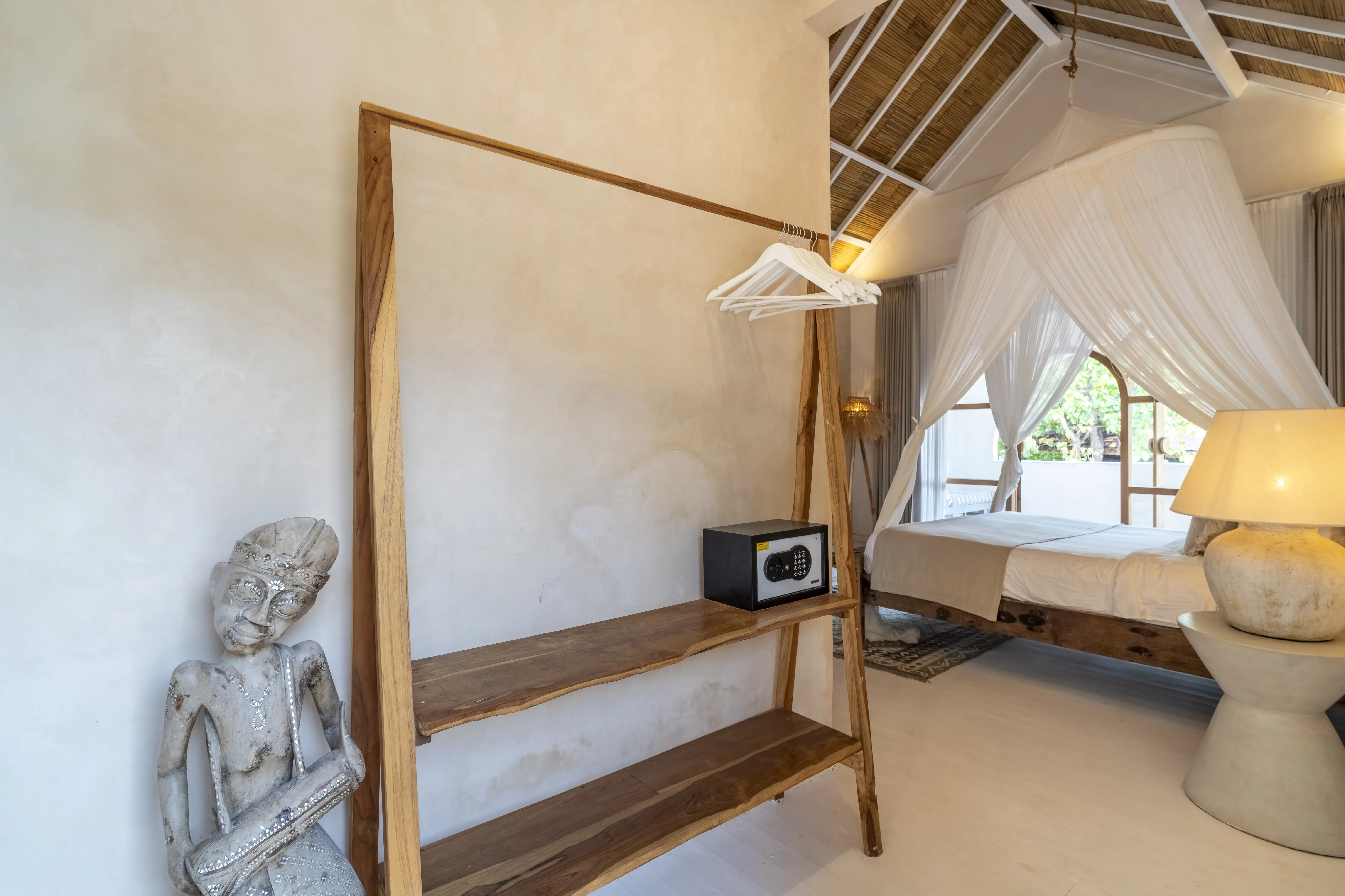 Superior Balcony Bungalow