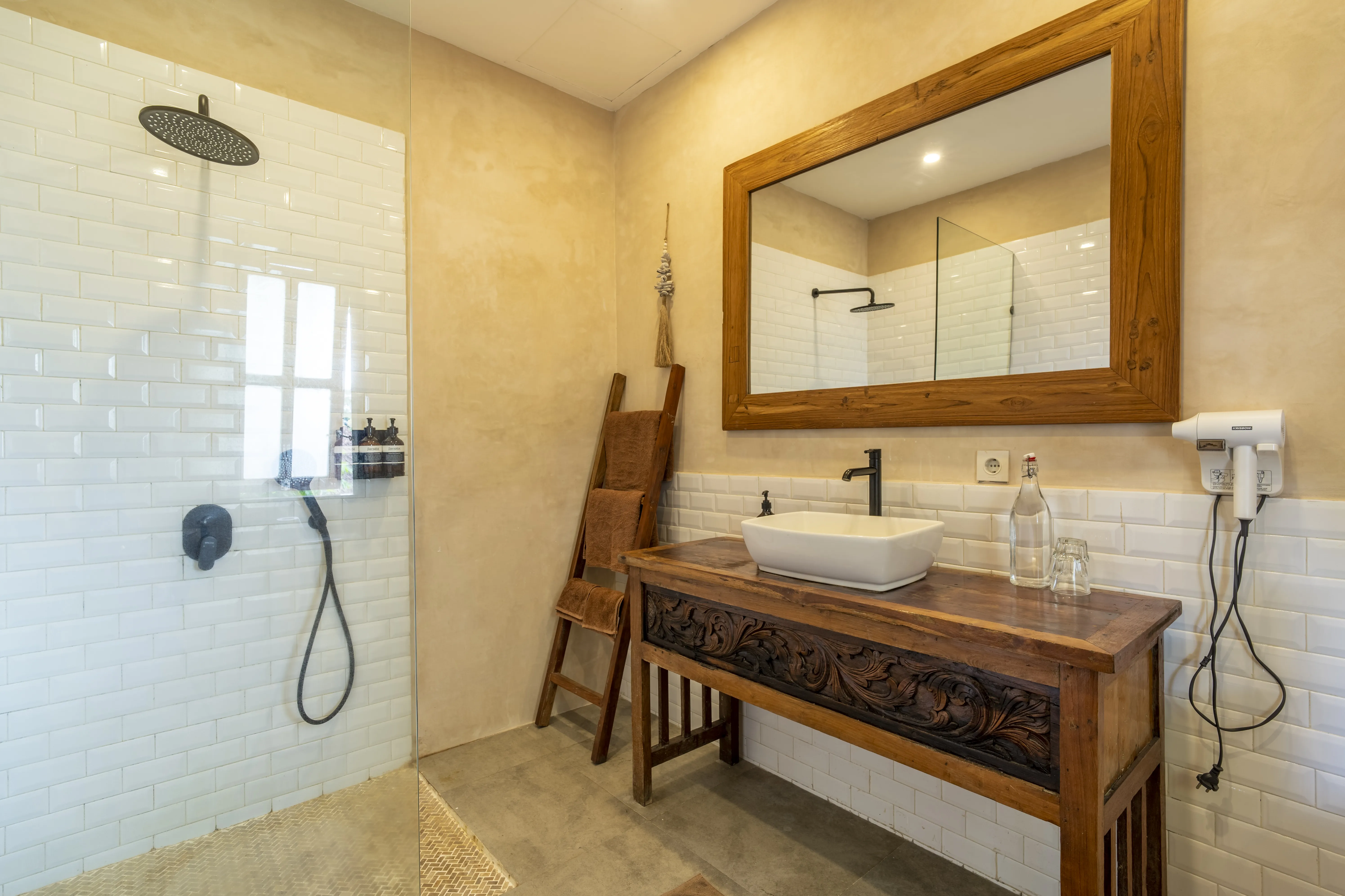 Superior Balcony Bungalow